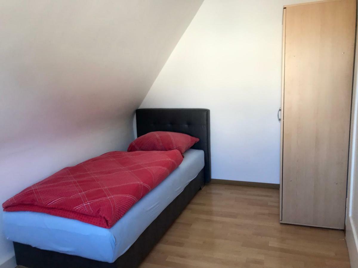Juna Karlsruhe Zewnętrze zdjęcie