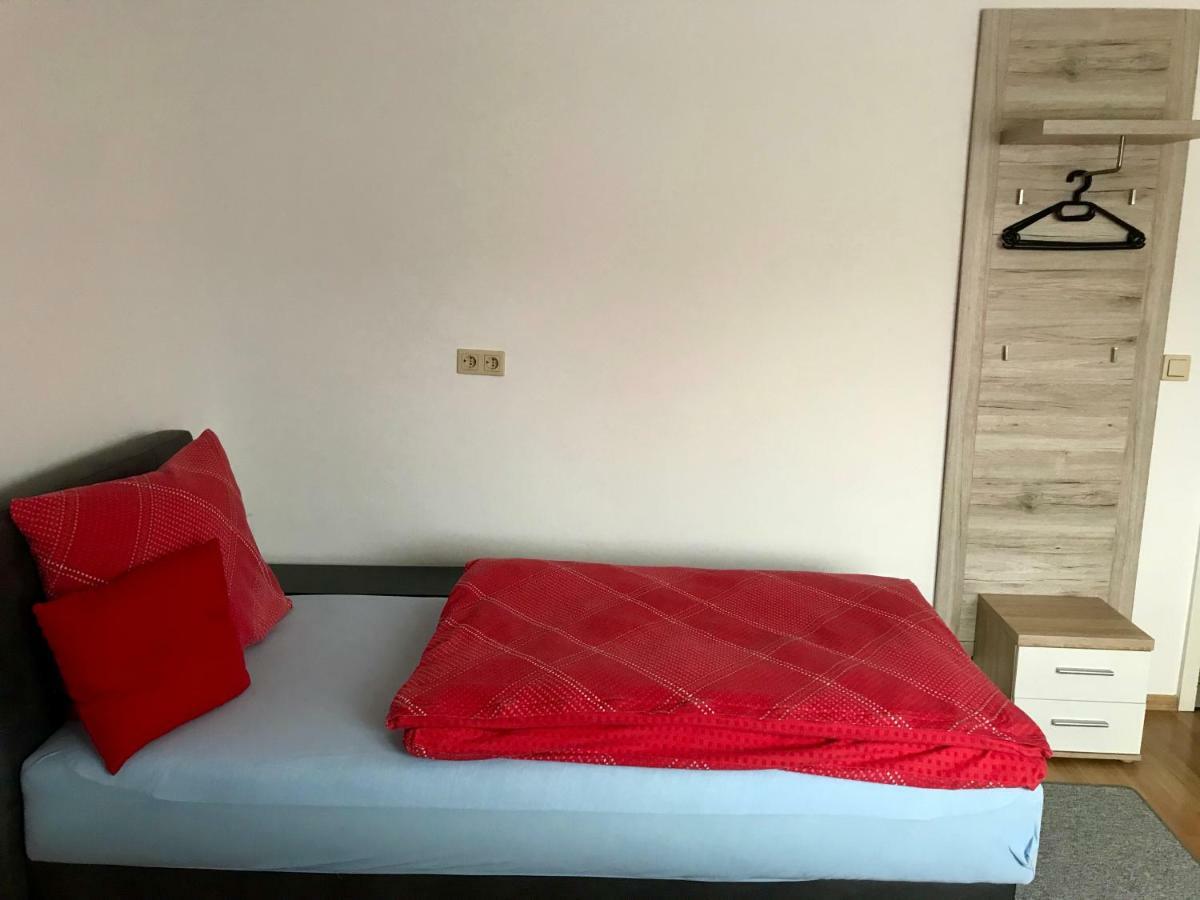 Juna Karlsruhe Zewnętrze zdjęcie