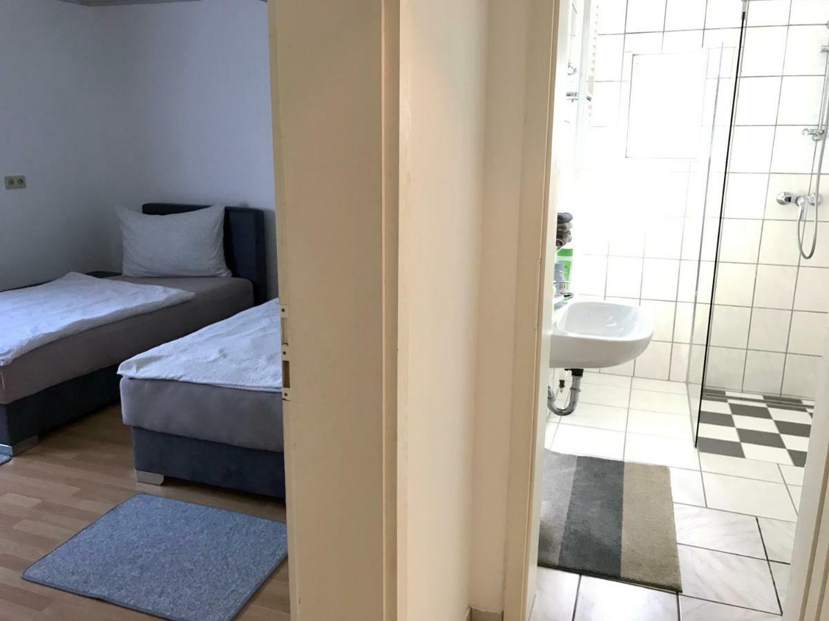 Juna Karlsruhe Zewnętrze zdjęcie
